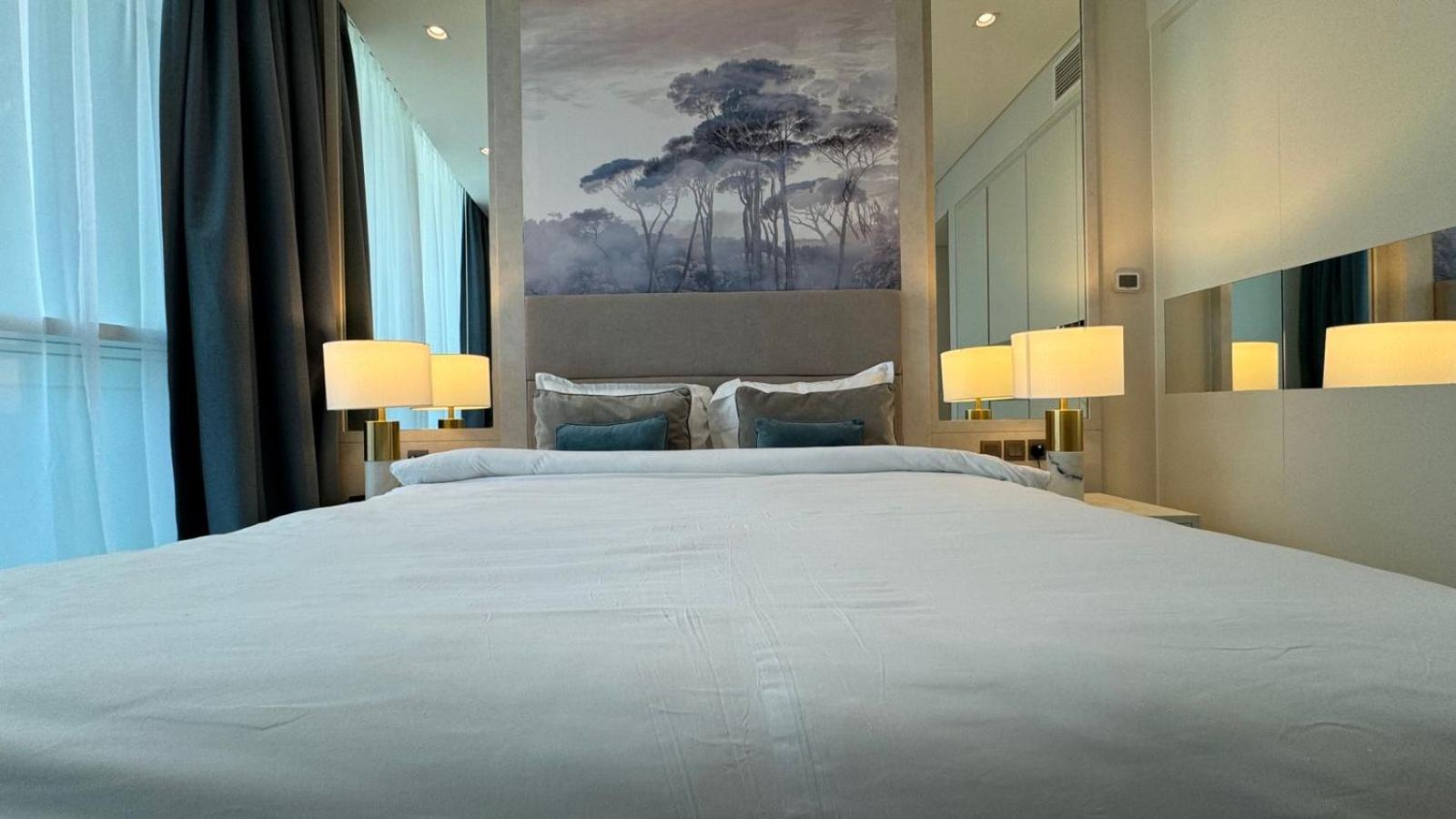 Magnificent - Damac Distinction Downtown Apartment Dubai Exterior photo